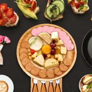 Planche en bois apéro fromage